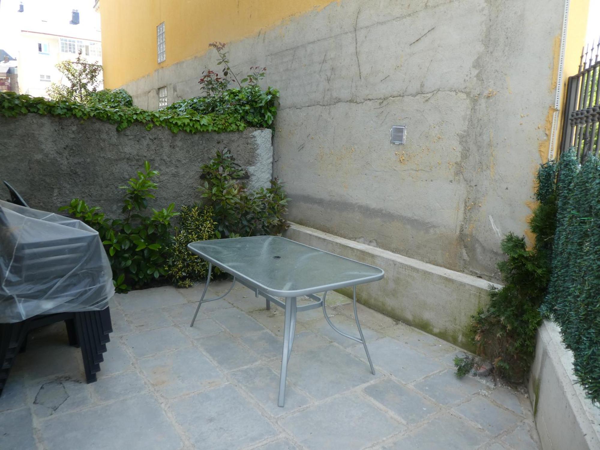 Casa Con Jardin Frente Ciudadela Villa Jaca Kültér fotó